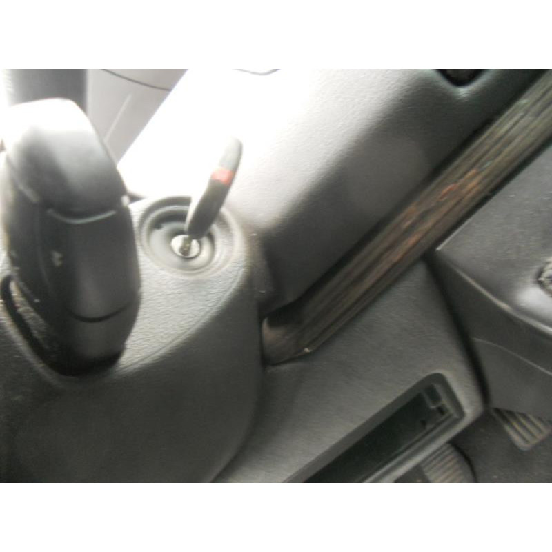 Serrure avant droit CITROEN C8 Photo n°12