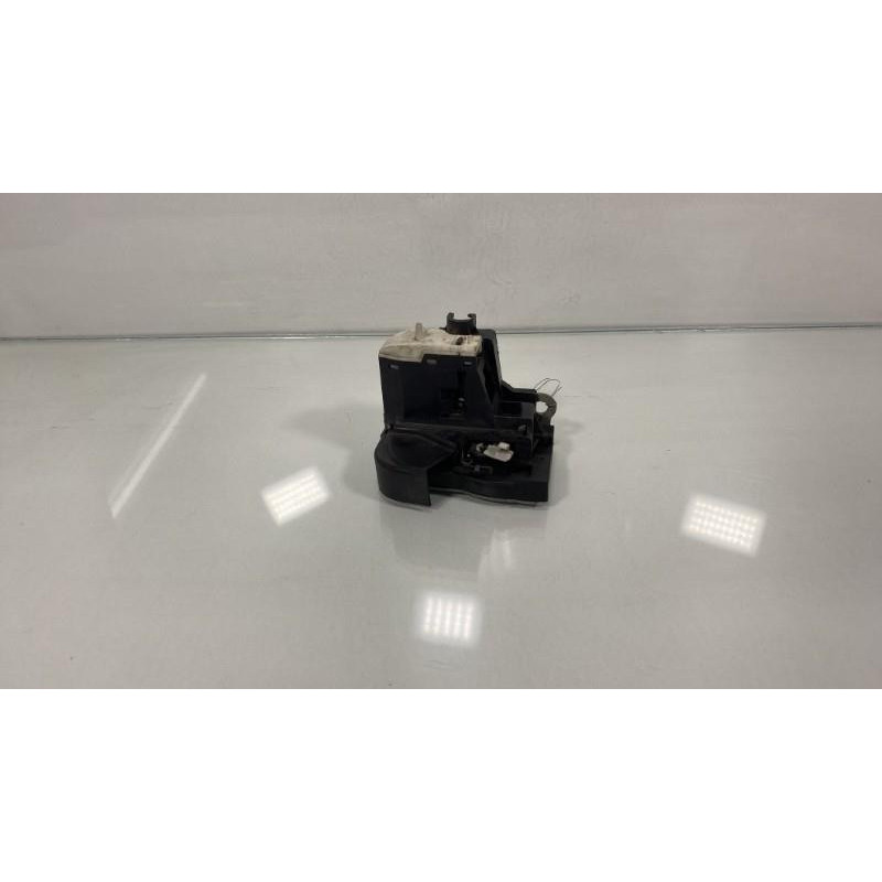 Serrure avant droit RENAULT CLIO 2 Photo n°10
