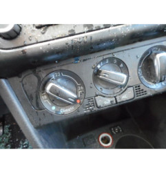 Serrure avant droit VOLKSWAGEN POLO 5