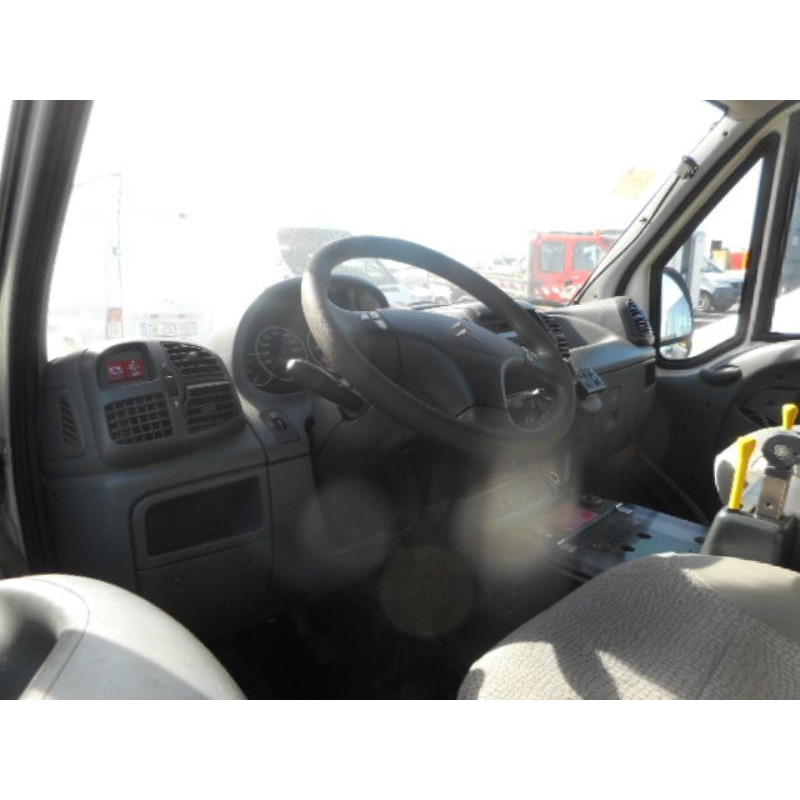 Serrure avant droit CITROEN JUMPER 2 Photo n°13