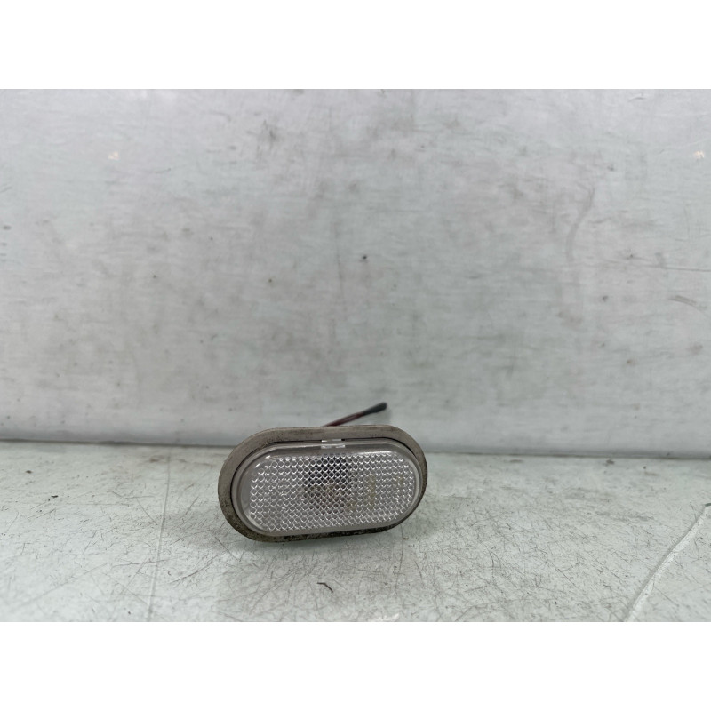Repetiteur clignotant avant gauche (Feux) RENAULT TRAFIC 2 Photo n°1
