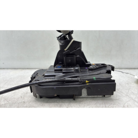 Serrure avant droit FORD FIESTA 7