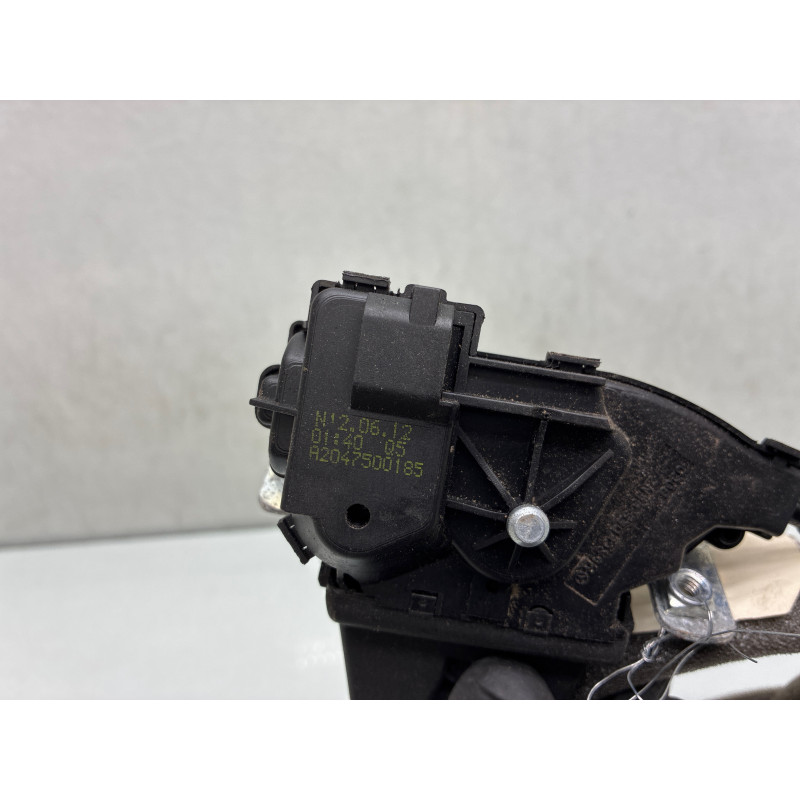 Serrure de coffre MERCEDES CLASSE E 207 Photo n°3