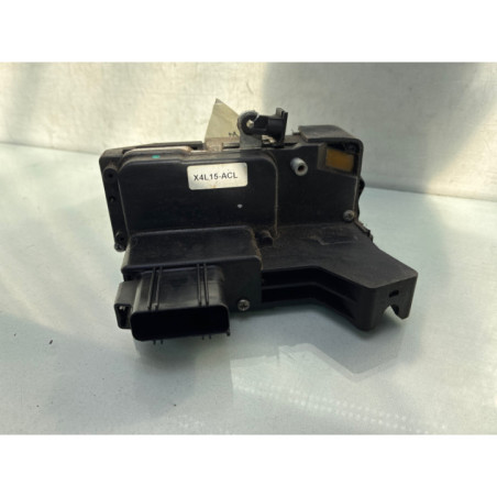 Serrure avant droit FORD FIESTA 5