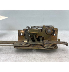 Serrure avant gauche MERCEDES SERIE L 601