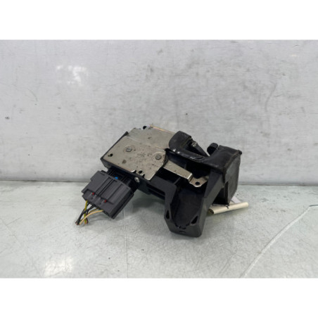 Serrure avant gauche FORD FIESTA 5