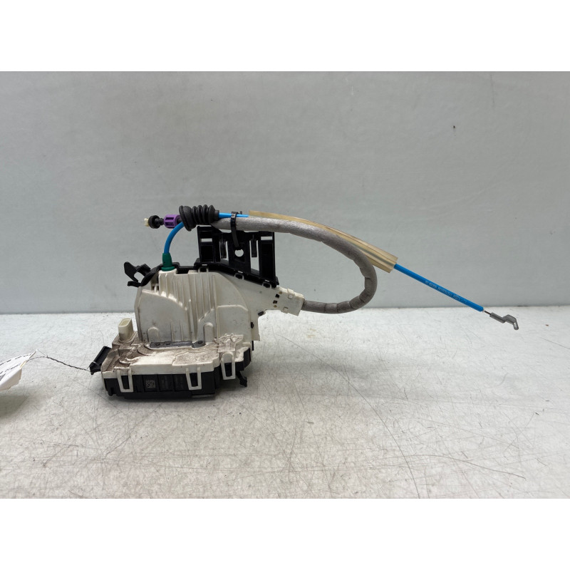 Serrure arriere droit MERCEDES CLASSE A 176 Photo n°1