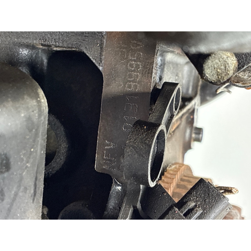 Moteur CITROEN XSARA PICASSO Photo n°4