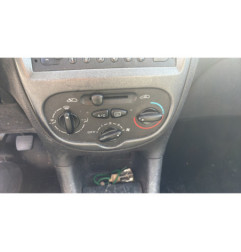 Anti brouillard droit (feux) PEUGEOT 206
