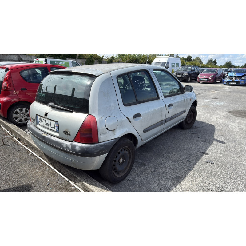 Aile avant droit RENAULT CLIO 2 Photo n°7