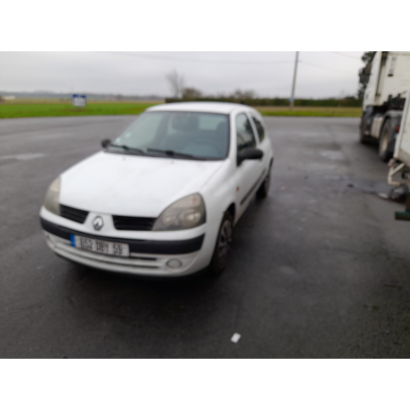Aile avant gauche RENAULT CLIO 2 Photo n°5