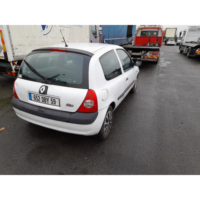 Aile avant gauche RENAULT CLIO 2 Photo n°6