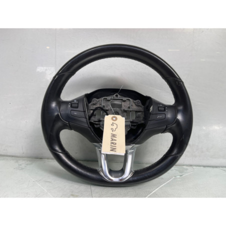 Volant PEUGEOT 208 1 Photo n°1