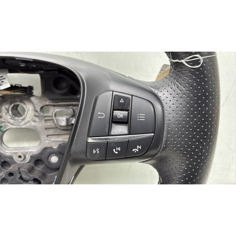 Volant FORD FIESTA 7 Photo n°2