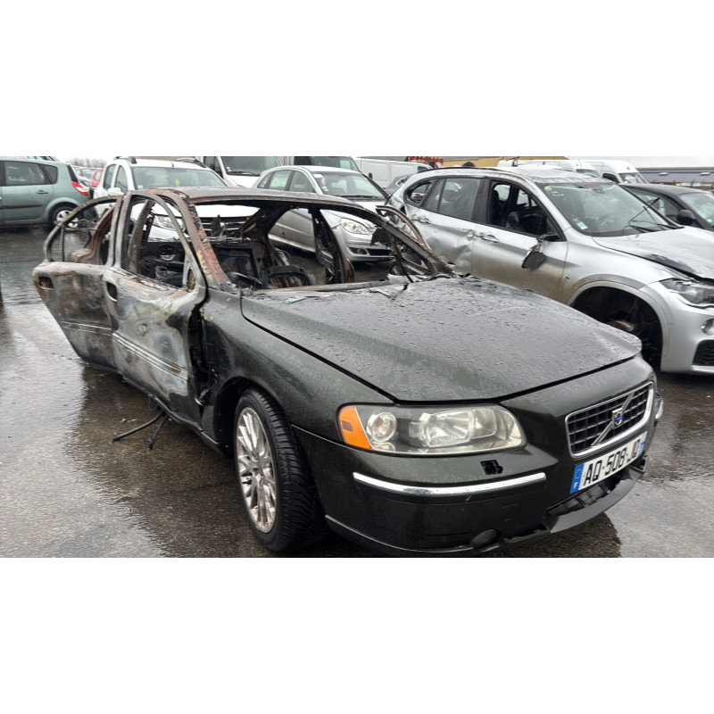 Calandre VOLVO S 60 1 Photo n°6
