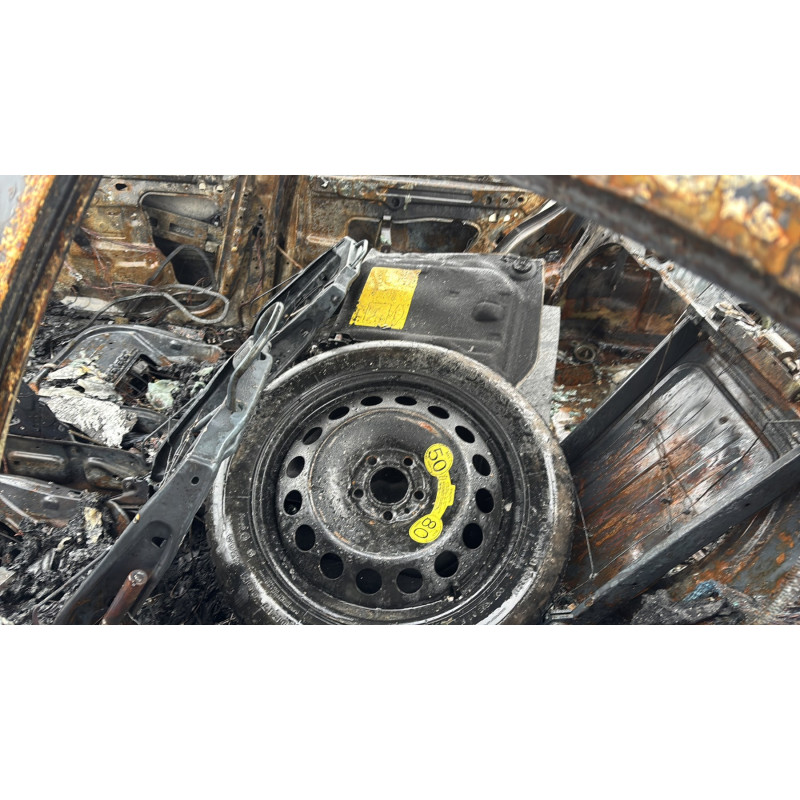 Calandre VOLVO S 60 1 Photo n°9