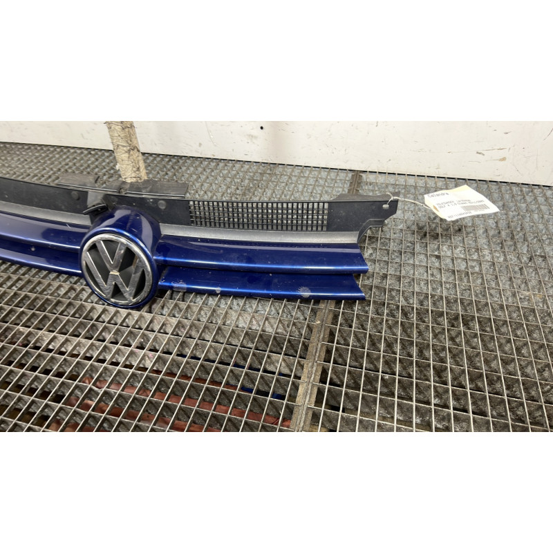 Calandre VOLKSWAGEN GOLF 4 Photo n°3