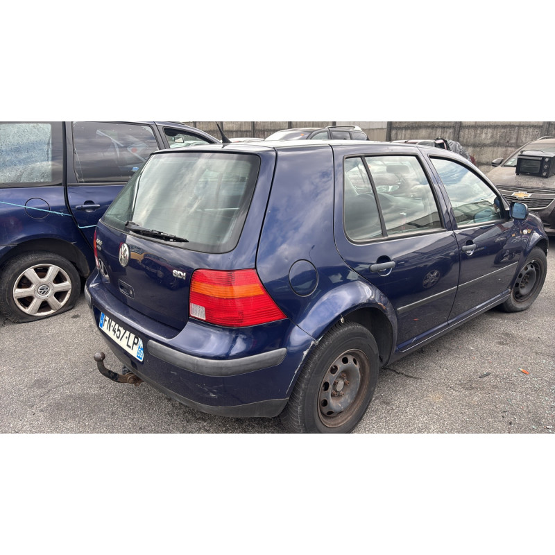 Calandre VOLKSWAGEN GOLF 4 Photo n°7