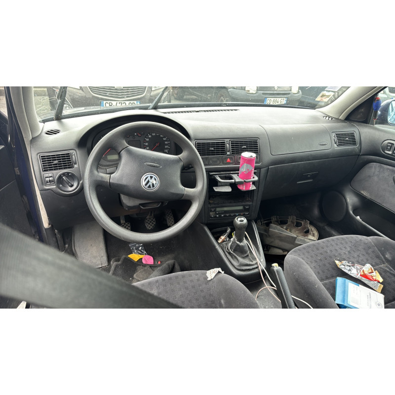 Calandre VOLKSWAGEN GOLF 4 Photo n°17