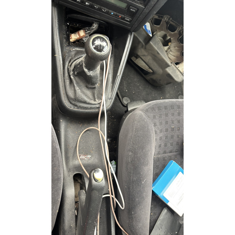 Calandre VOLKSWAGEN GOLF 4 Photo n°20