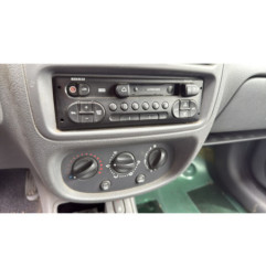 Calandre RENAULT CLIO 2
