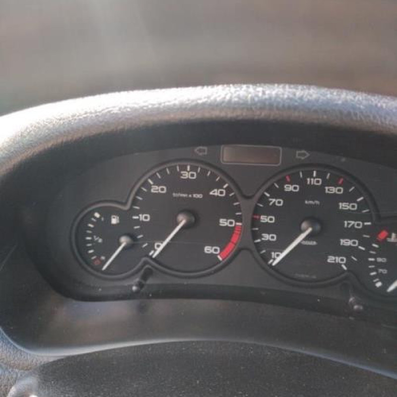 Boitier BSI PEUGEOT 206 Photo n°12