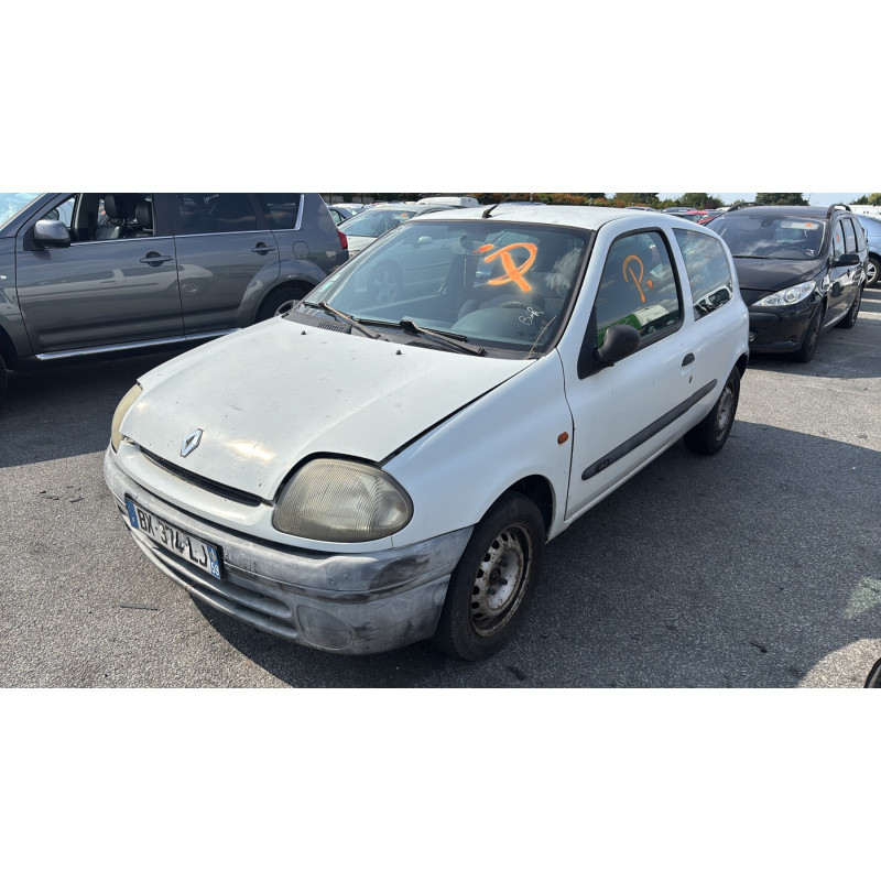 Calandre RENAULT CLIO 2 Photo n°5