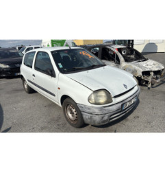 Calandre RENAULT CLIO 2