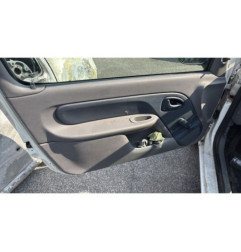 Calandre RENAULT CLIO 2