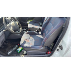 Calandre RENAULT CLIO 2