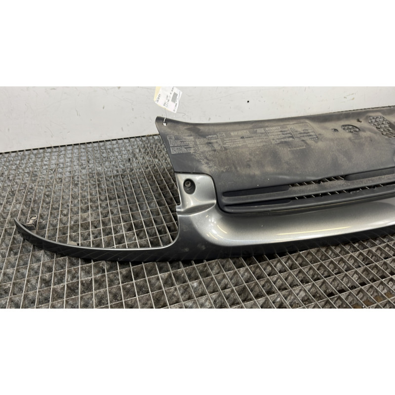 Calandre RENAULT CLIO 2 Photo n°2
