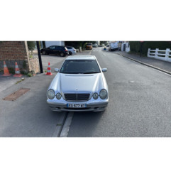 Calandre MERCEDES CLASSE E 210