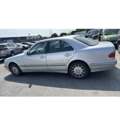 Calandre MERCEDES CLASSE E 210