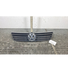 Calandre VOLKSWAGEN POLO 3 Photo n°1