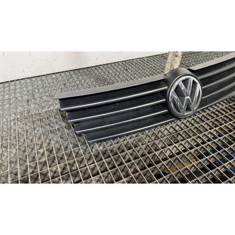 Calandre VOLKSWAGEN POLO 3 Photo n°2