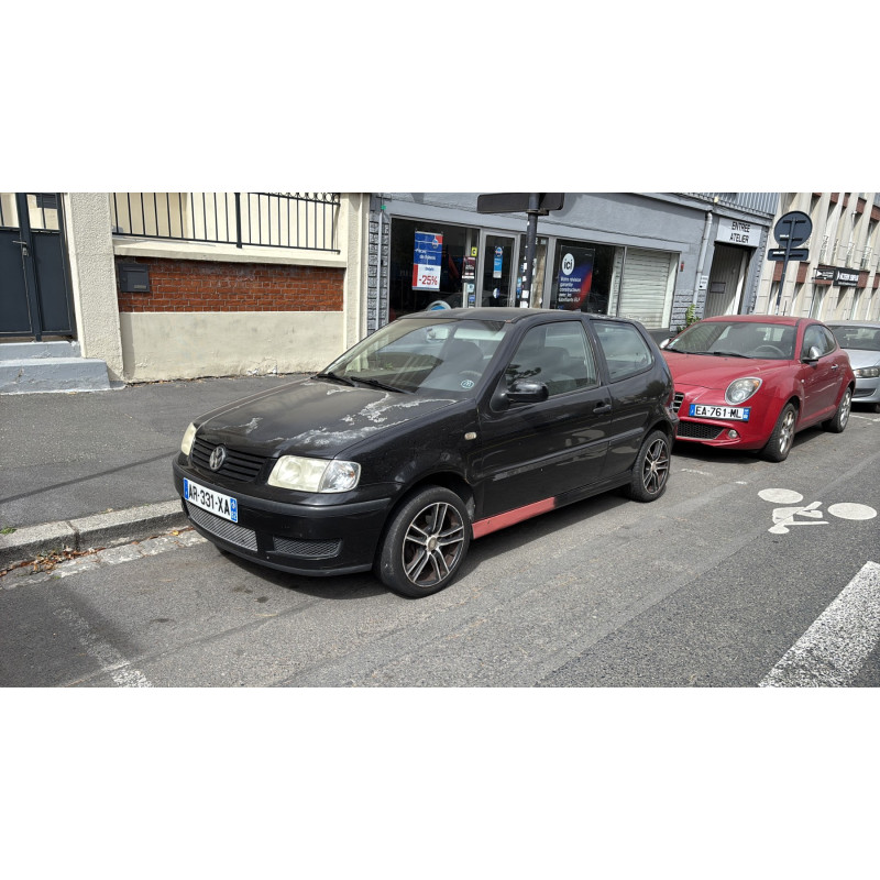 Calandre VOLKSWAGEN POLO 3 Photo n°7