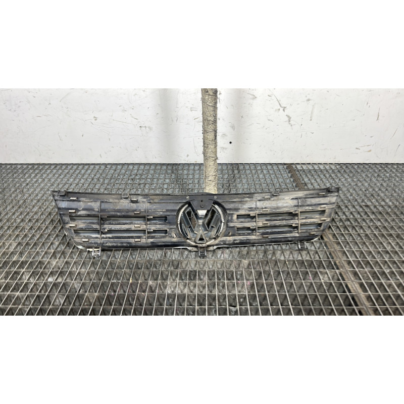 Calandre VOLKSWAGEN POLO 3 Photo n°4