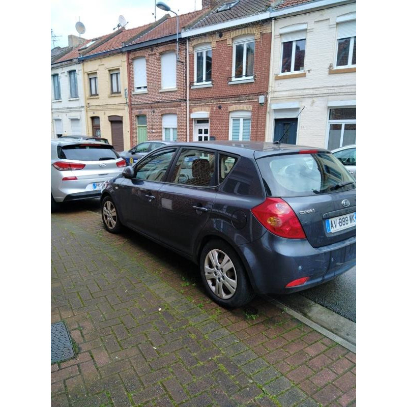 Capot KIA CEE-D 1 Photo n°15
