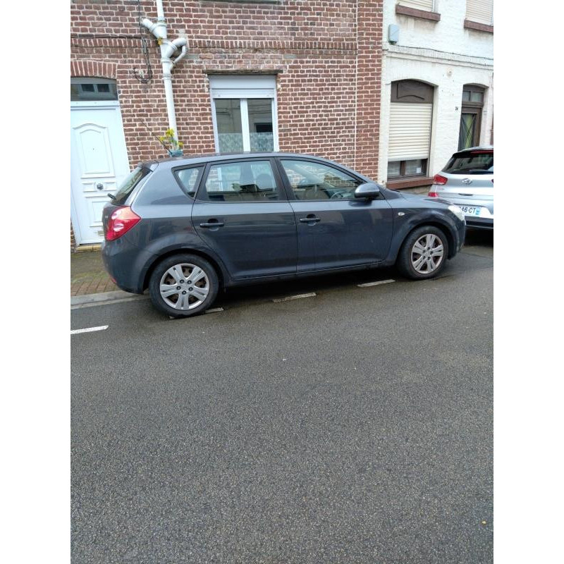 Capot KIA CEE-D 1 Photo n°16