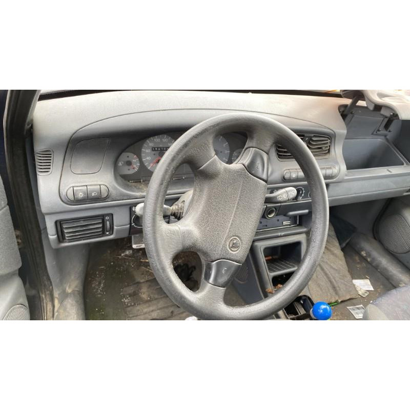 Calandre SKODA FELICIA Photo n°20