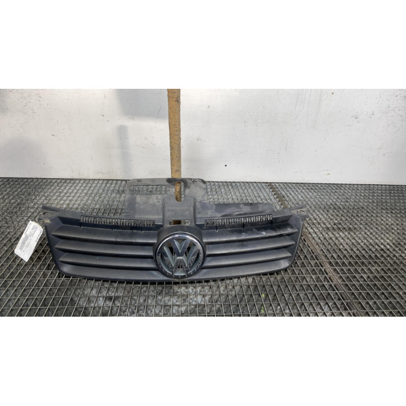 Calandre VOLKSWAGEN POLO 4 Photo n°3