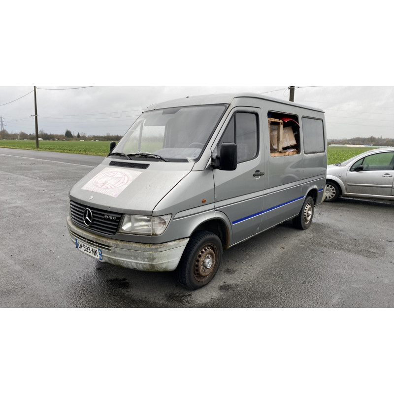Calandre MERCEDES SPRINTER 1 Photo n°5