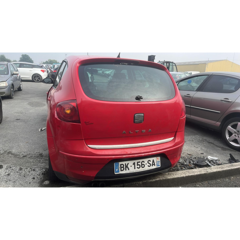 Calandre SEAT ALTEA Photo n°16