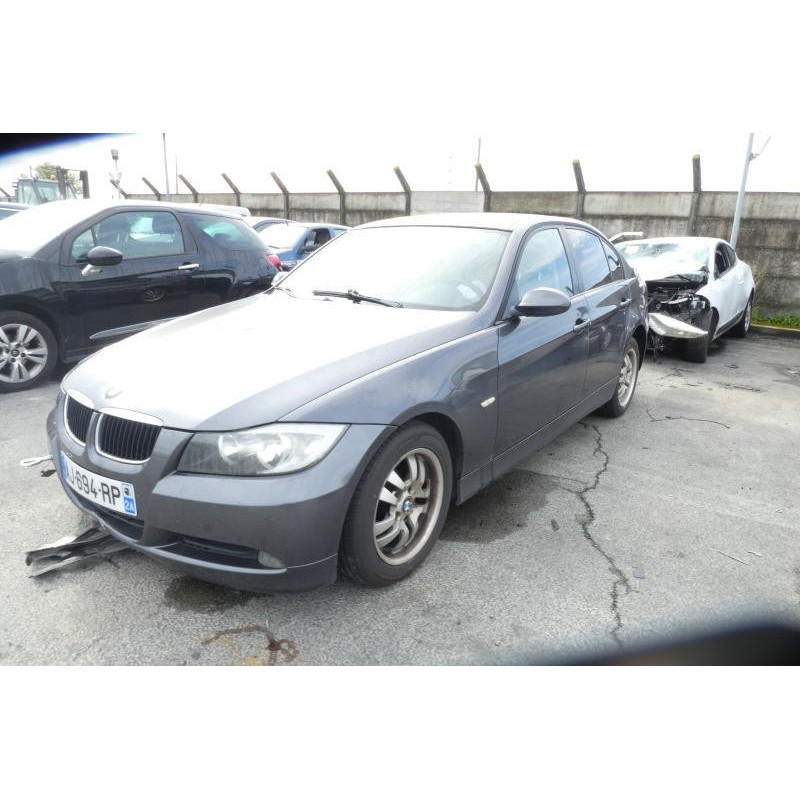 Calandre BMW SERIE 3 E90 Photo n°9
