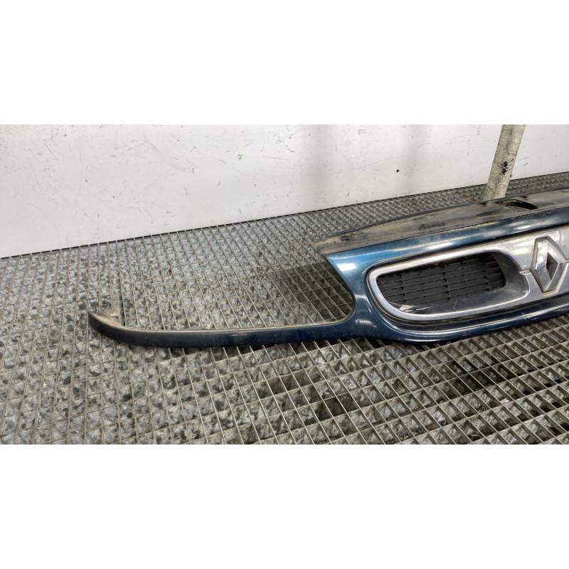 Calandre RENAULT SAFRANE Photo n°2