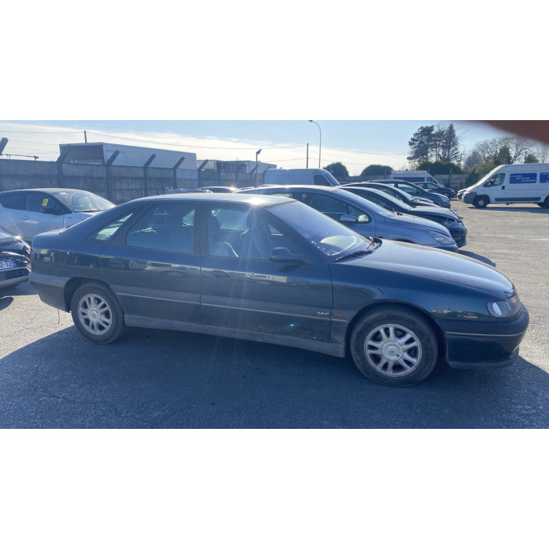 Calandre RENAULT SAFRANE Photo n°11
