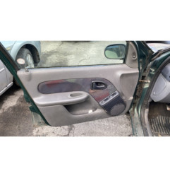 Calandre RENAULT CLIO 2