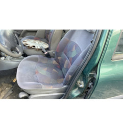 Calandre RENAULT CLIO 2