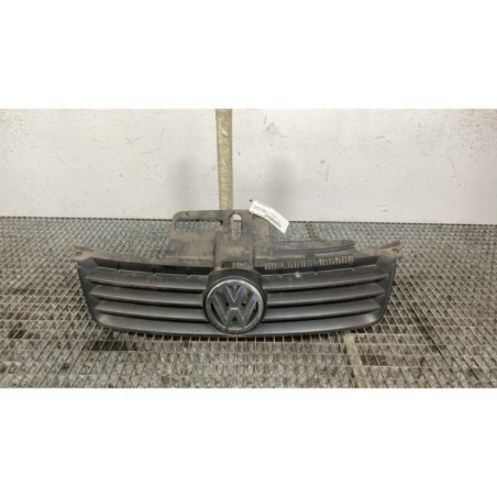 Calandre VOLKSWAGEN POLO 4 Photo n°1