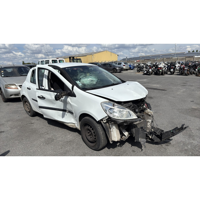 Feu arriere principal gauche (feux) RENAULT CLIO 3 Photo n°5